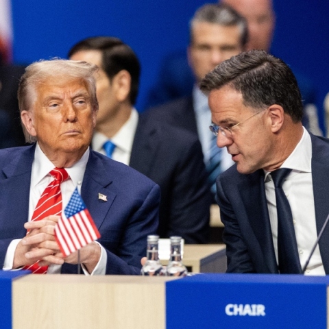 Η αυταρχική πολιτική του Ντόναλντ Τραμπ, οι εξελίξεις στη Μέση Ανατολή και η Ευρώπη ως προπύργιο της Δημοκρατίας.