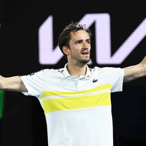 Αποκλεισμός-σοκ για τον Μεντβέντεφ στο Γουίμπλεντον