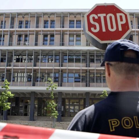 Στο εδώλιο 115 κατηγορούμενοι για κλοπές και ληστείες στη Θεσσαλονίκη - Διαχωρίστηκε η δικογραφία για τους 45 προσωρινά κρατούμενους. 