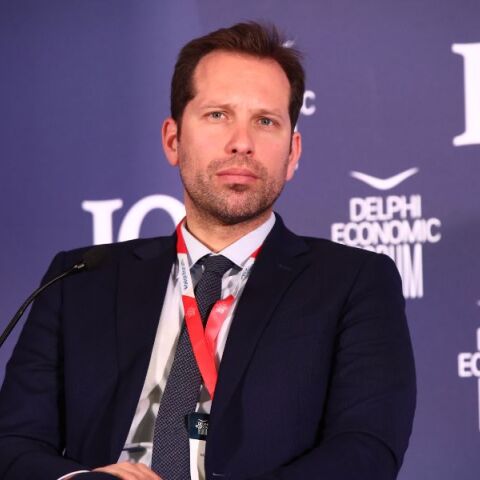 Έρχεται 13ωρο στα εργασιακά; Ο Νίκος Μηλαπίδης μας εξηγεί τι σημαίνει