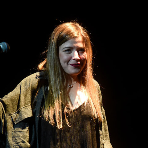 Γιατί μου αρέσει (τόσο πολύ) η Ιουλία Καραπατάκη