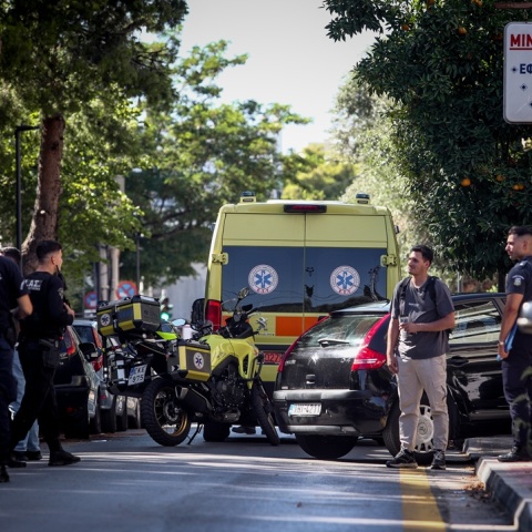 Αστυνομικές αρχές στο σημείο της δολοφονίας στην Αγία Παρασκευή