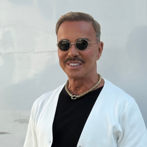 Λάκης Γαβαλάς