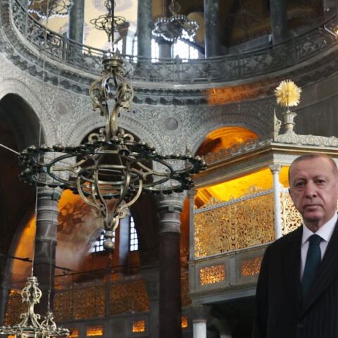 Προκλητική ανάρτηση Ερντογάν για την Αγία Σοφία: Σαν σήμερα πριν πέντε χρόνια, σπάσαμε τις αλυσίδες