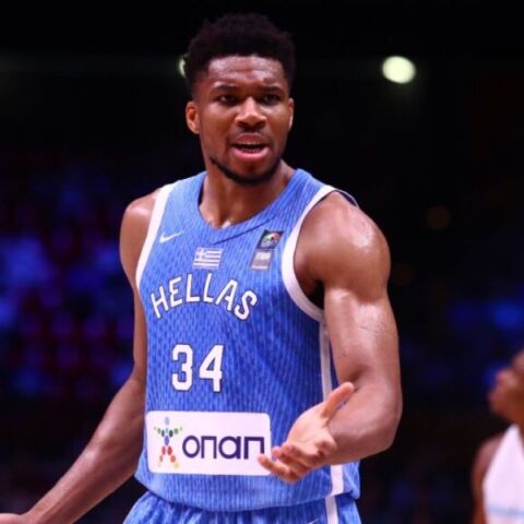 Ο Γιάννης Αντετοκούνμπο