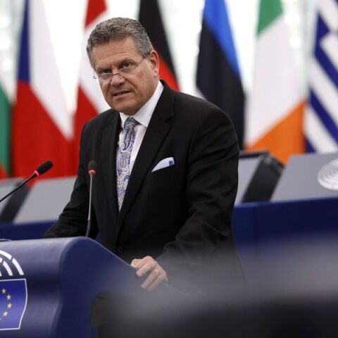 Οι απειλές Τραμπ για δασμούς 30% στα ευρωπαϊκά προϊόντα θα «απαγορεύσουν πρακτικά» το διατλαντικό εμπόριο, δήλωσε ο επικεφαλής διαπραγματευτής της ΕΕ με τις ΗΠΑ