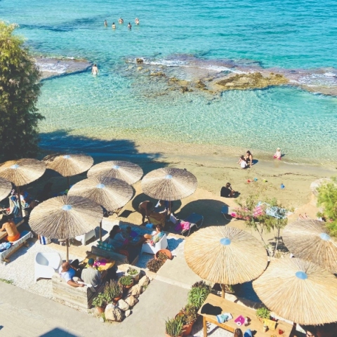 THE BEACHHOUSE APPARTMENTS: Ο προσωπικός σου παράδεισος στη Βαγία της Αίγινας