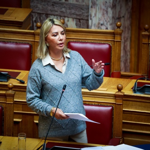 Ζέττα Μακρή