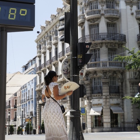 H Ευρώπη ιδρώνει: Ο ρομαντισμός της ταλαιπωρίας και ο φιλελευθερισμός του air-condition 