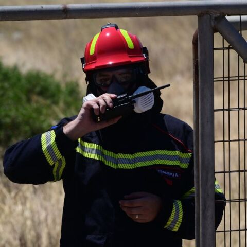 Θεσσαλονίκη: Πυρκαγιά σε ξερά χόρτα ξέσπασε στη Σταυρούπολη, πάνω από τον Περιφερειακό - Ισχυρές πυροσβεστικές δυνάμεις στο σημείο.