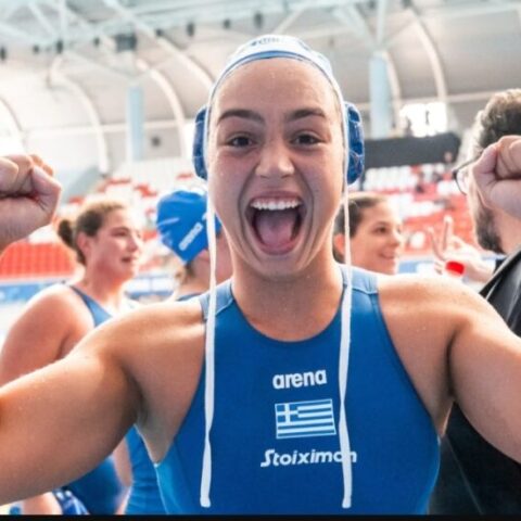 Χριστίνα Σιούτη: Η Ελληνίδα πολίστρια αγωνίζεται με σπασμένο δάχτυλο