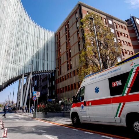 «Σύνδρομο του Λαζάρου» στην Ιταλία: Ενώ περίμεναν τη νεκροφόρα,  ο 78χρονος «νεκρός» άνοιξε τα μάτια του