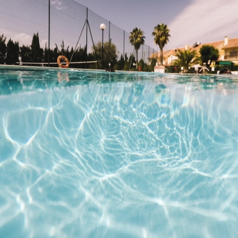 Οι πισίνες της Αθήνας με είσοδο στα 20 ευρώ 