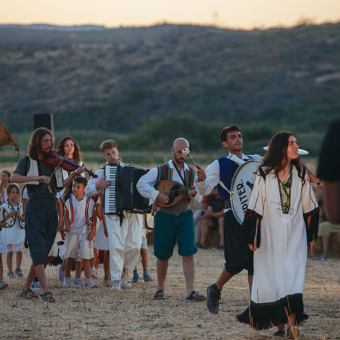 Στη Γη των Κρίνων: Η ΕΛΣ συνομιλεί με τον τόπο και τους ανθρώπους της Β. Εύβοιας