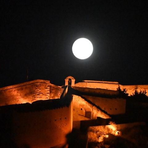 Πανσέληνος Αυγούστου