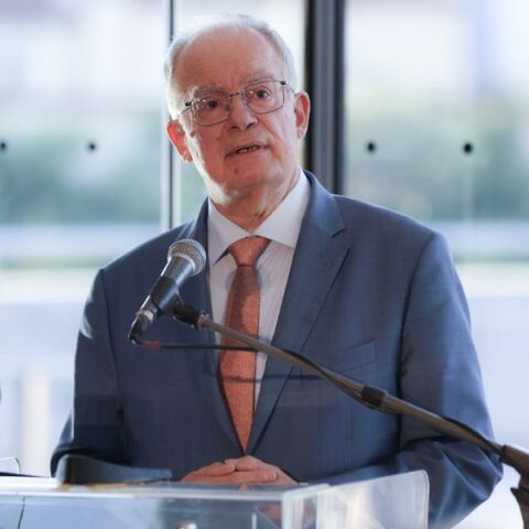 Ο Πρόεδρος της Δημοκρατίας Κωνσταντίνος Τασούλας συγχαίρει την Εθνική Πόλο Γυναικών για το χρυσό μετάλλιο στο Παγκόσμιο Πρωτάθλημα στη Σιγκαπούρη