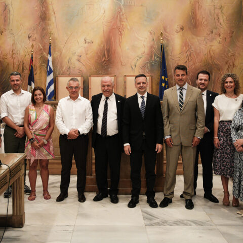 Δ. Αθηναίων: Στρατηγική συνεργασία με το Πανεπιστήμιο Πειραιώς για τον βιώσιμο τουρισμό στην πόλη