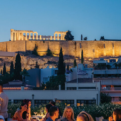 Point A: Dining & cocktails κάτω από την Ακρόπολη