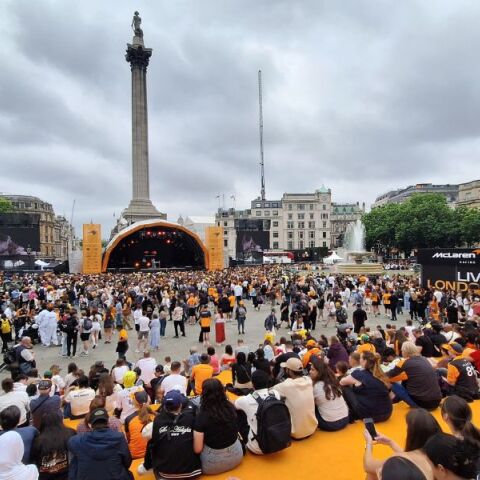 Ella Lloyd: Ένα από τα πιο ανερχόμενα ονόματα στον χώρο του μηχανοκίνητου αθλητισμού, η οδηγός από την Ουαλία μίλησε αποκλειστικά στην κάμερα του ΟΠΑΠ. 