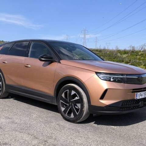 Opel Grandland 1.2 Hybrid 145hp