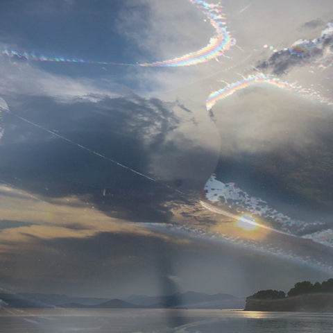 August diaries: Εικονικός Αύγουστος