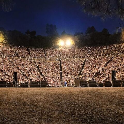 17.000 θεατές καταχειροκρότησαν τον Οιδίποδα του Γιάννη Χουβαρδά στην Επίδαυρο - Επόμενος σταθμός: Ηρώδειο - Άνοιξε η προπώληση.