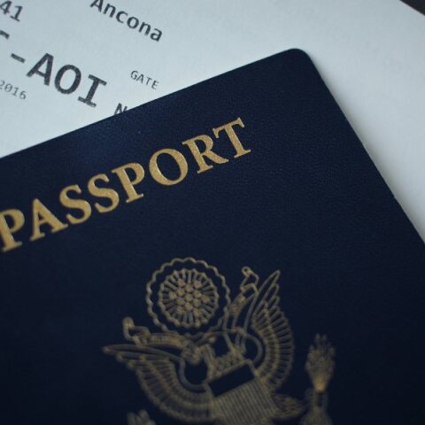 Τι αλλάζει στα διαβατήρια για μετακινήσεις εντός και εκτός ΕΕ