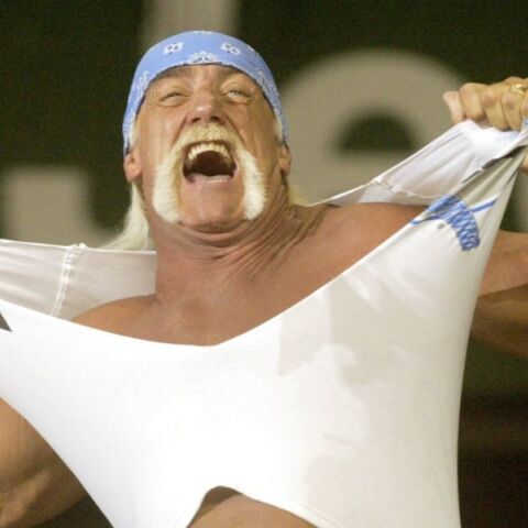 Ο Χαλκ Χόγκαν πέθανε στα 71 του από ανακοπή καρδιάς - Η Φλόριντα τιμά τον θρύλο της WWE με την «Ημέρα Hulk Hogan» και σημαίες μεσίστιες.