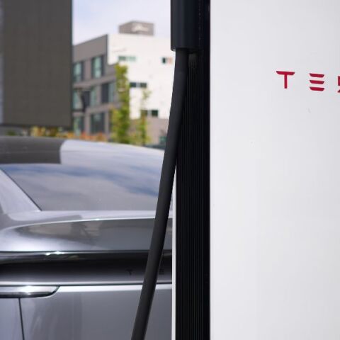 Η Tesla καταδικάστηκε να πληρώσει 329 εκατ. δολάρια για δυστύχημα με το Autopilot - Κρίθηκε υπεύθυνη κατά 33% - Φόβοι για νέο κύμα αγωγών.