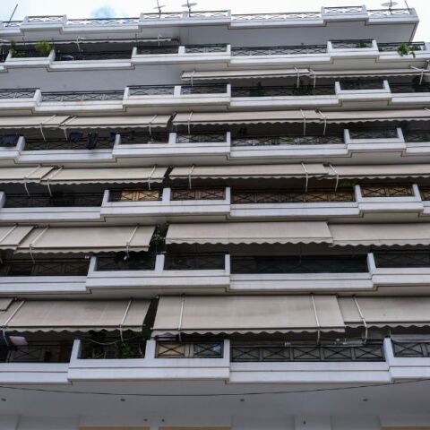 Παλαιό Φάληρο: Στον ανακριτή οδηγείται η μητέρα του νεκρού κοριτσιού -  Αντιμετωπίζει κατηγορίες για ανθρωποκτονία από πρόθεση - Τα ιατροδικαστικά ευρήματα