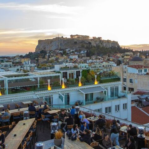 Ermou 18 Beyond the Horizon