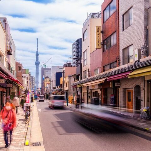 Το Τόκιο πρώτος προορισμός για τηλεργασία και διακοπές το 2025, σύμφωνα με την IWG - Η Αθήνα κατακτά τη 12η θέση ανάμεσα σε 40 πόλεις.