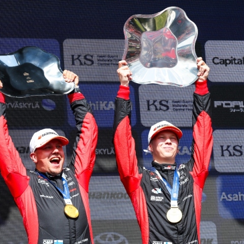 Ράλλυ Φινλανδίας: O Κάλε Ροβάνπερα θριαμβεύει και γράφει ιστορία