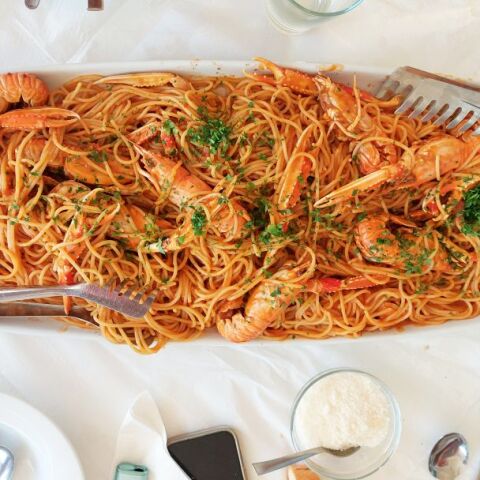 Καπετάν Πιπίνος, Αντίπαρος