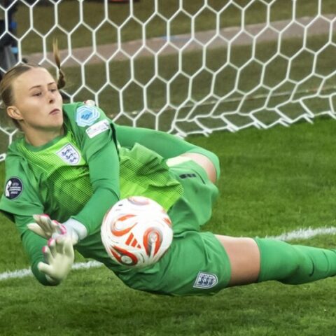 Η Χάμπτον «εξαφάνισε» τα πέναλτι της Ισπανίας πριν καν εκτελεστούν – «Είχα δακρύσει»