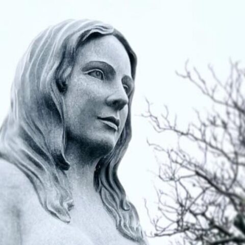 Στην Κοπεγχάγη τσακώνονται για το...στήθος της Μεγάλης Γοργόνας 