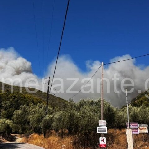 Φωτιά στη Ζάκυνθο