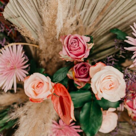 Εορτολόγιο: Σήμερα 15 Αυγούστου 2025 γιορτάζει…