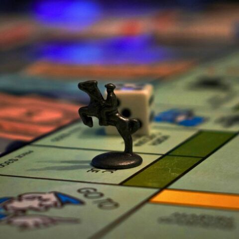 Τι μας διδάσκουν τα επιτραπέζια παιχνίδια και γιατί έχουν γίνει και πάλι δημοφιλή;