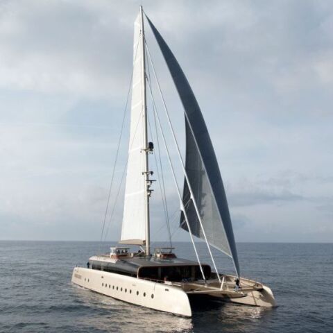 Tο πρώτο πλωτό μουσείο στον κόσμο οποίο θα δέσει στον Πειραιά - Πώς ο Γάλλος επιχειρηματίας και φιλάνθρωπος Frédéric Jousset δημιούργησε το Ίδρυμα Art Explora