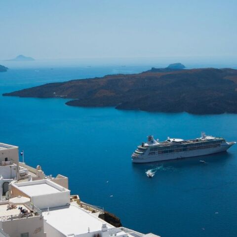 Η αστική ευγένεια ταξιδεύει τον Αύγουστο