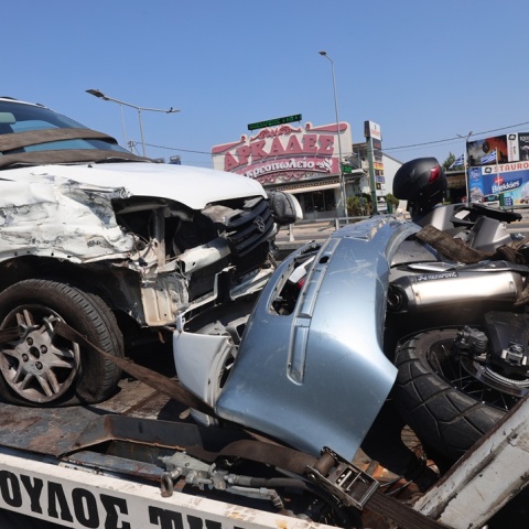 Δύο νεκροί σε τροχαία δυστυχήματα μέσα σε λίγη ώρα σε Αγία Παρασκευή και Πέτρου Ράλλη