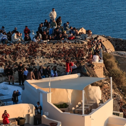 Μήπως να γυρίσετε την πλάτη στους προορισμούς που σας κάνουν να γκρινιάζετε;