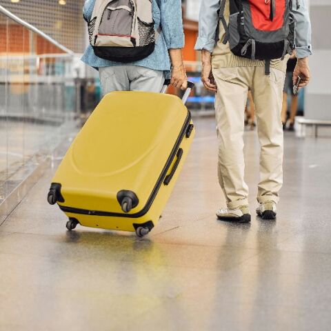 Η Ryanair αυξάνει κι άλλο το μπόνους στους υπαλλήλους που εντοπίζουν τις υπέρβαρες βαλίτσες