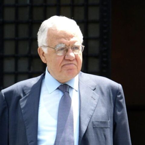 Είναι σίγουρα καλή ιδέα μια προτομή του Ιωάννη Κεφαλογιάννη;