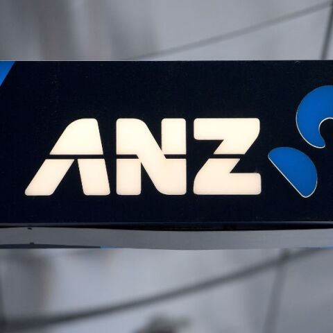 Αυστραλία: Η τράπεζα ANZ απολογείται μετά την αποστολή λανθασμένων email απόλυσης σε εργαζόμενους, προκαλώντας πανικό και αντιδράσεις συνδικάτων.