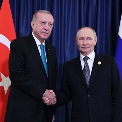 Τουρκία - Ρωσία: Συνάντηση Πούτιν - Ερντογάν στο περιθώριο της Συνόδου Κορυφής του Οργανισμού Συνεργασίας της Σανγκάης