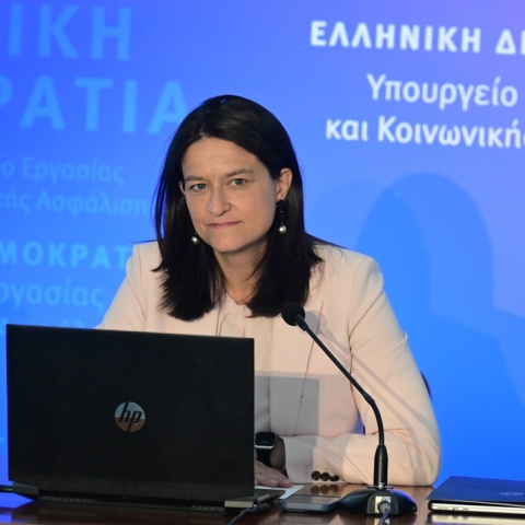 Η υπουργός Εργασίας, Νίκη Κεραμέως