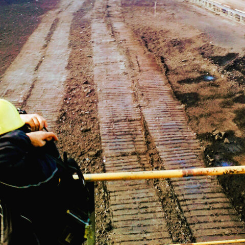 Ο Μελαγχολικός Εργάτης, μια σπουδαία έρευνα του Άρη Ασπρούλη για το βίωμα των μεγάλων αλλαγών