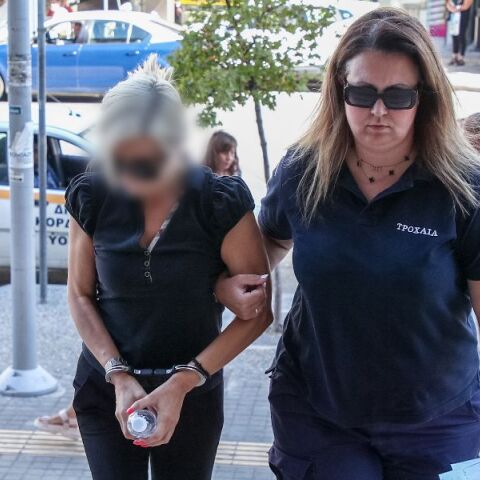 Τροχαίο στη Θεσσαλονίκη: Ελεύθερη με περιοριστικούς όρους η 45χρονη οδηγός της Porsche